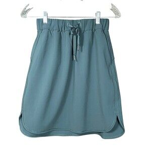 Lululemon Women's On The Fly Skirt Elastic‎ Waist Drawstring Solid Blue Size 4